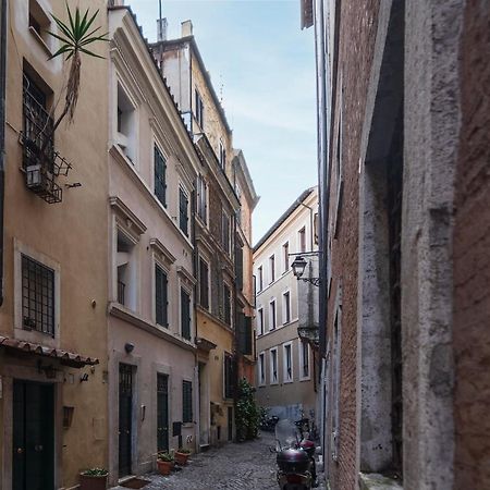 Piazza Navona & Pantheon Central Apartment Рим Экстерьер фото