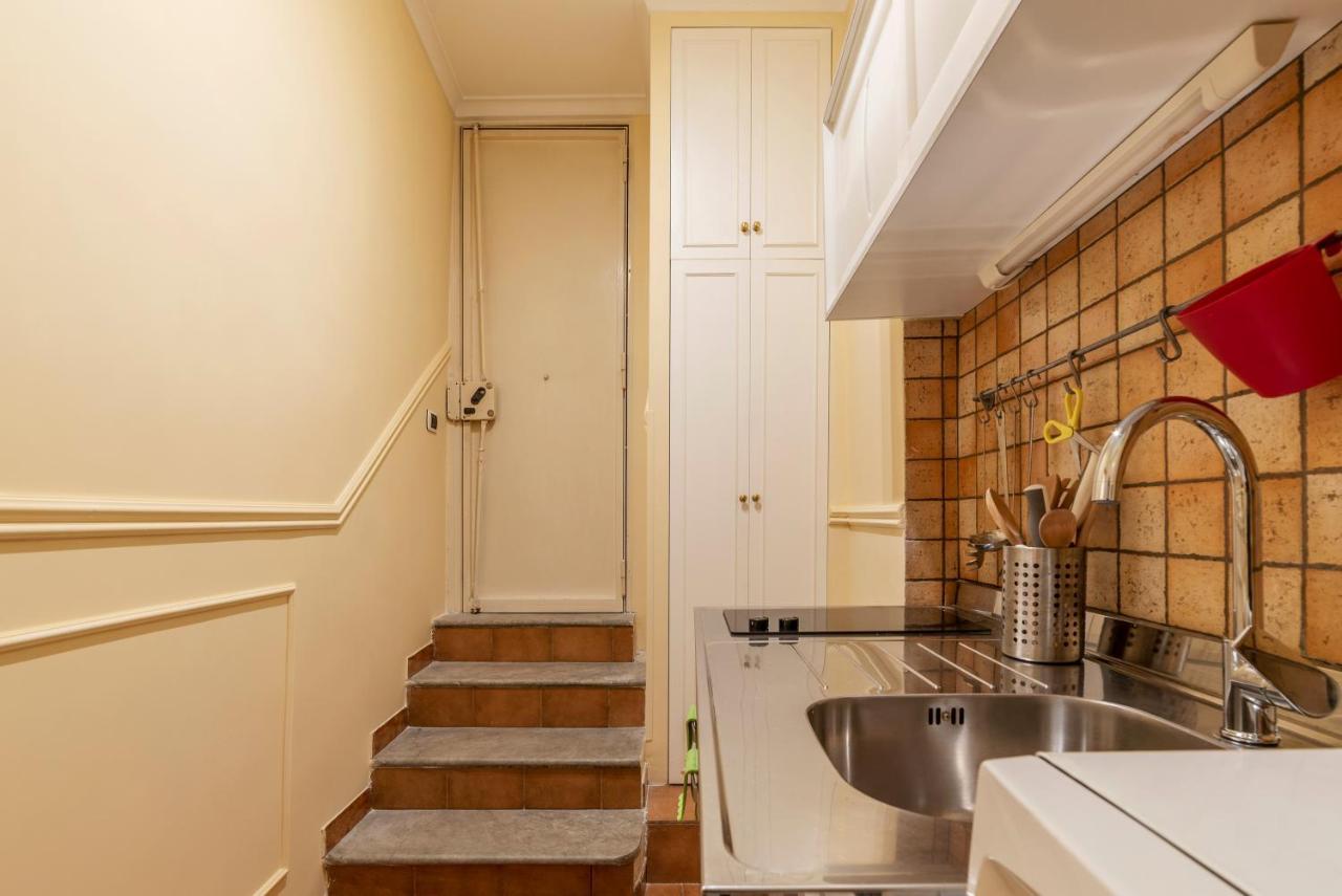 Piazza Navona & Pantheon Central Apartment Рим Экстерьер фото
