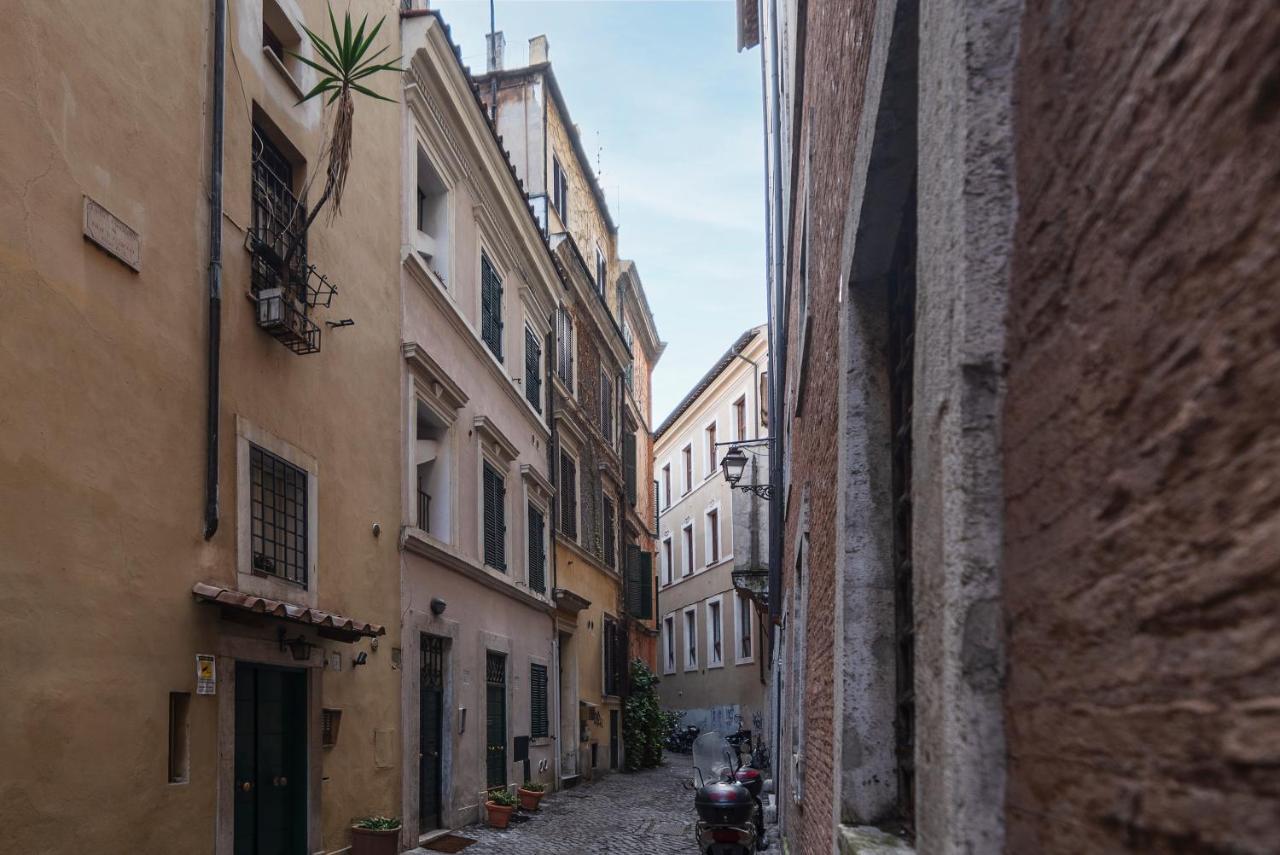 Piazza Navona & Pantheon Central Apartment Рим Экстерьер фото
