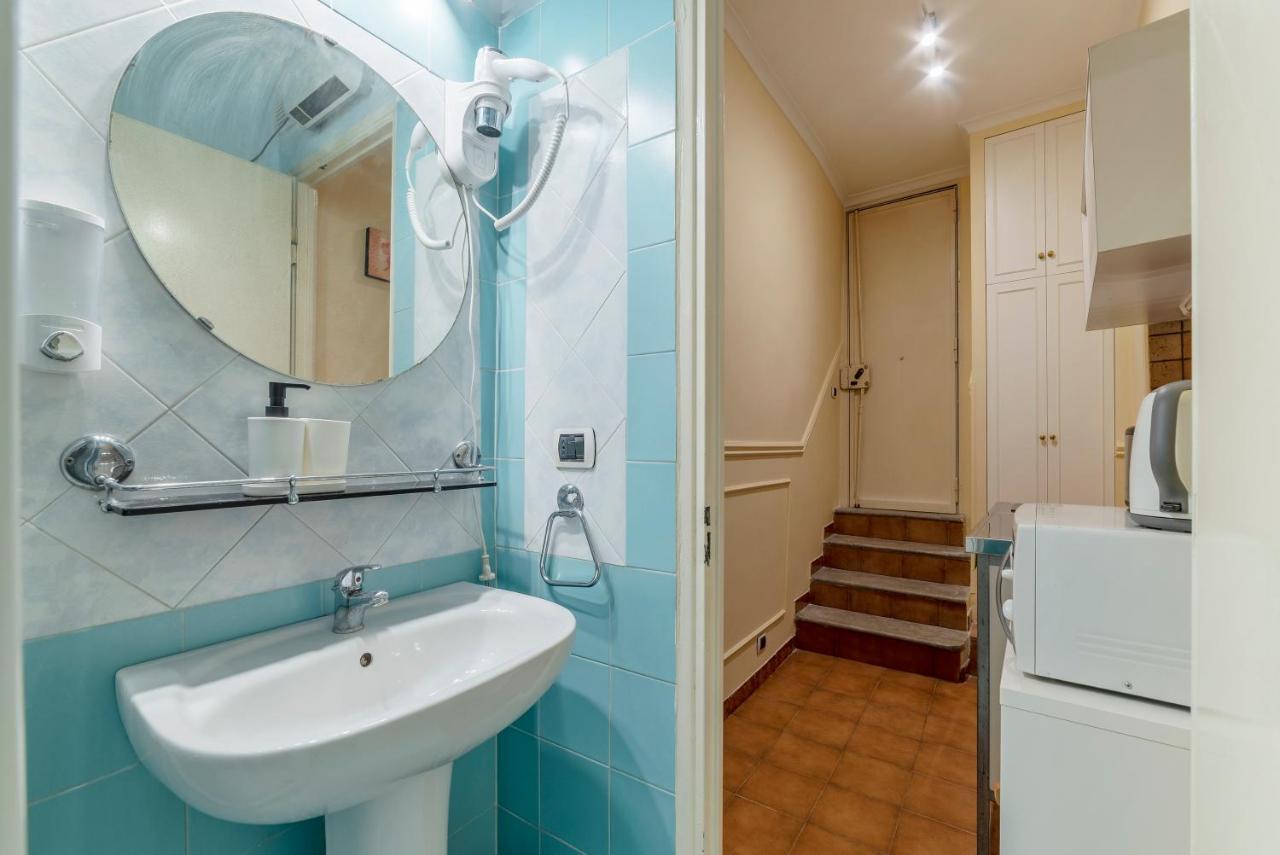 Piazza Navona & Pantheon Central Apartment Рим Экстерьер фото